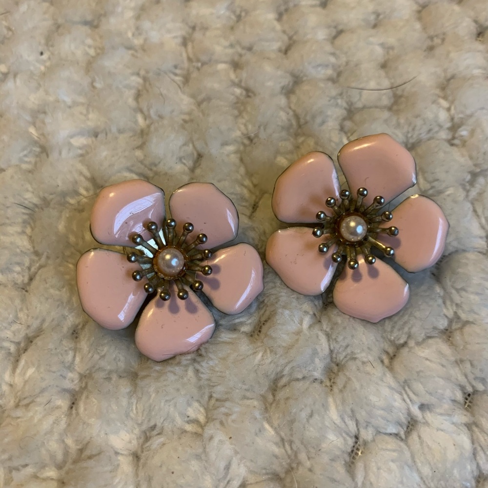 Flower earrings